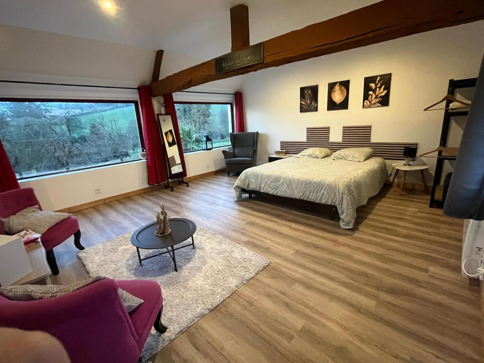 Gite "La Renaudaie" - Piscine Juvigny Les Vallees ภายนอก รูปภาพ